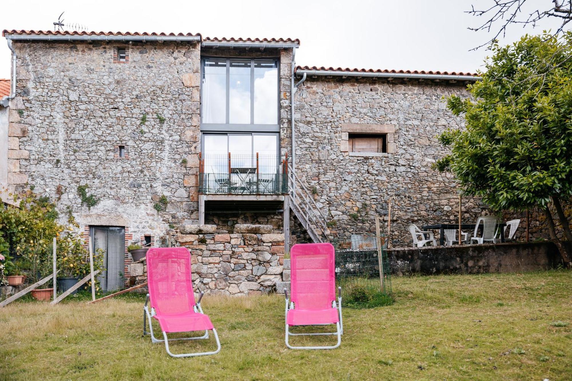 Le Logis Du Prieure Villa Les Châtelliers-Châteaumur Exteriör bild