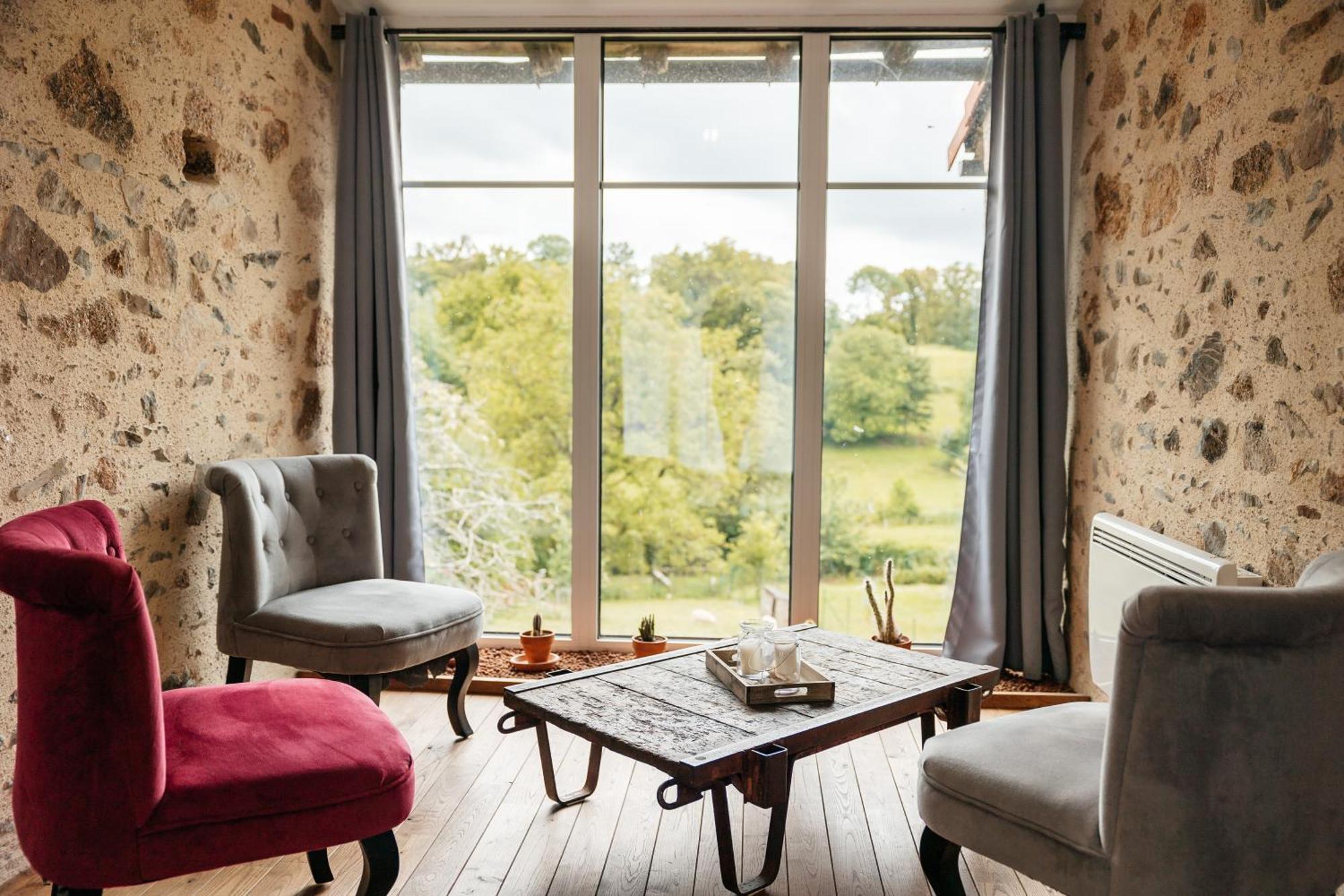 Le Logis Du Prieure Villa Les Châtelliers-Châteaumur Exteriör bild